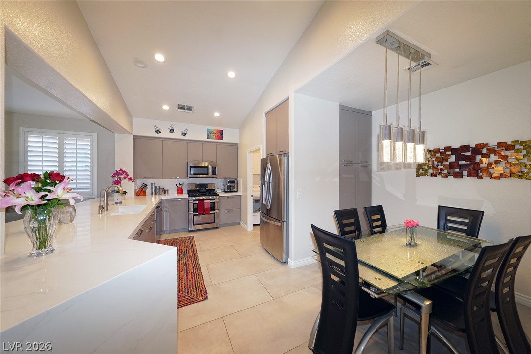 81 Saint Johns Wood Avenue Henderson NV 89002