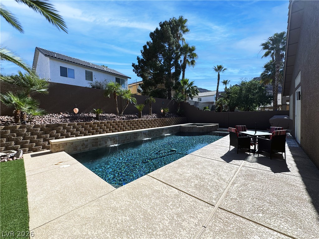 81 Saint Johns Wood Avenue Henderson NV 89002