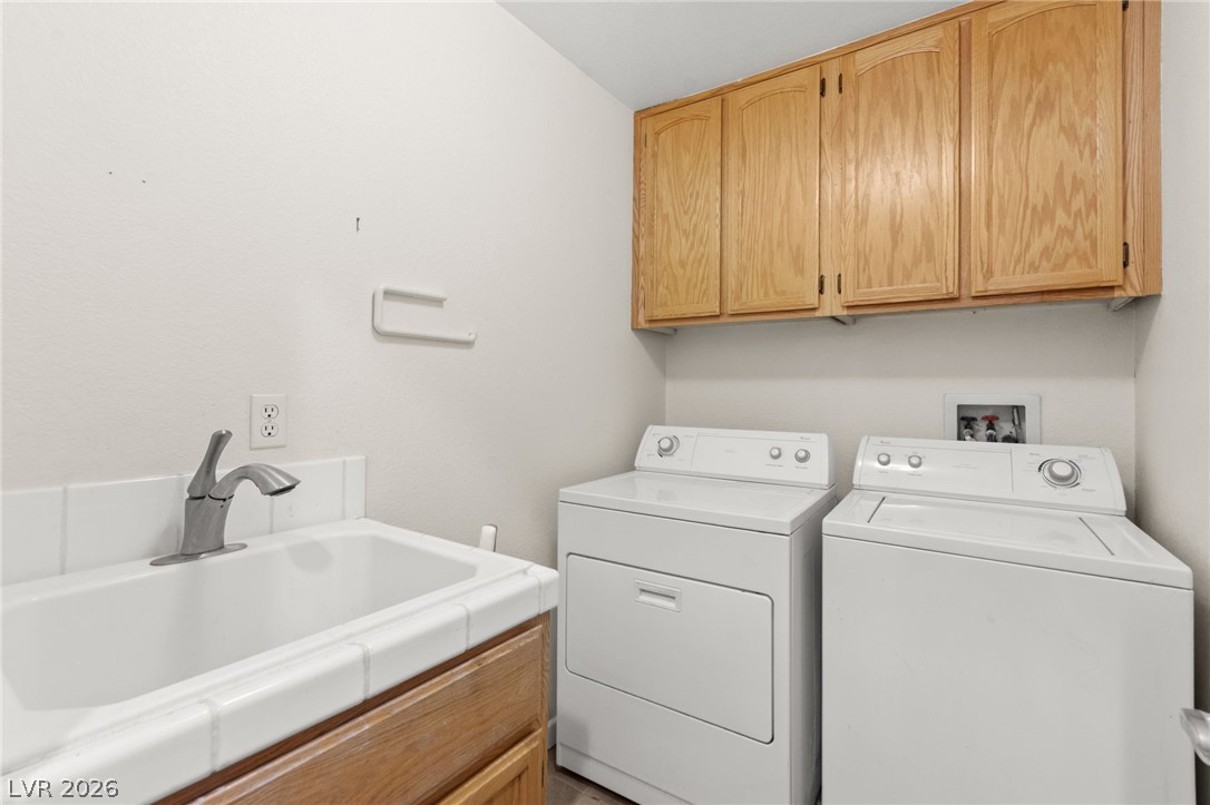 1821 Derbyshire Drive Las Vegas NV 89117