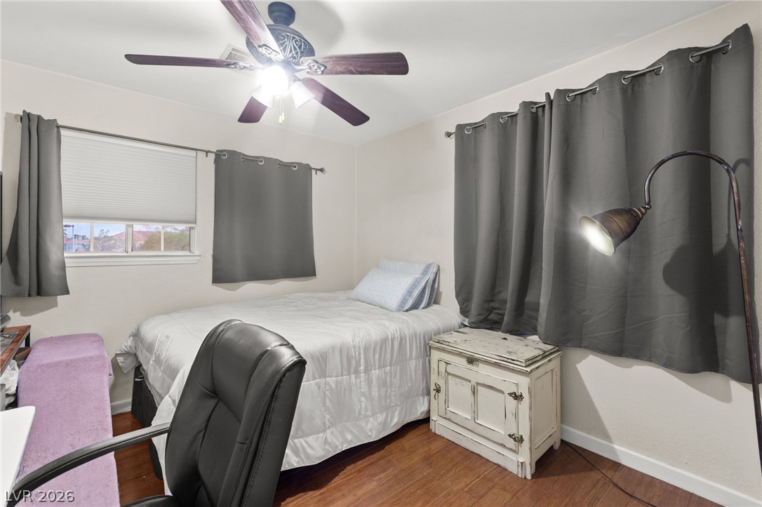 1821 Derbyshire Drive Las Vegas NV 89117