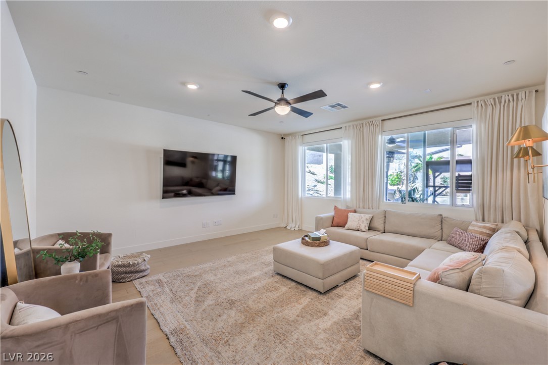 5401 Grapetree Street Las Vegas NV 89149
