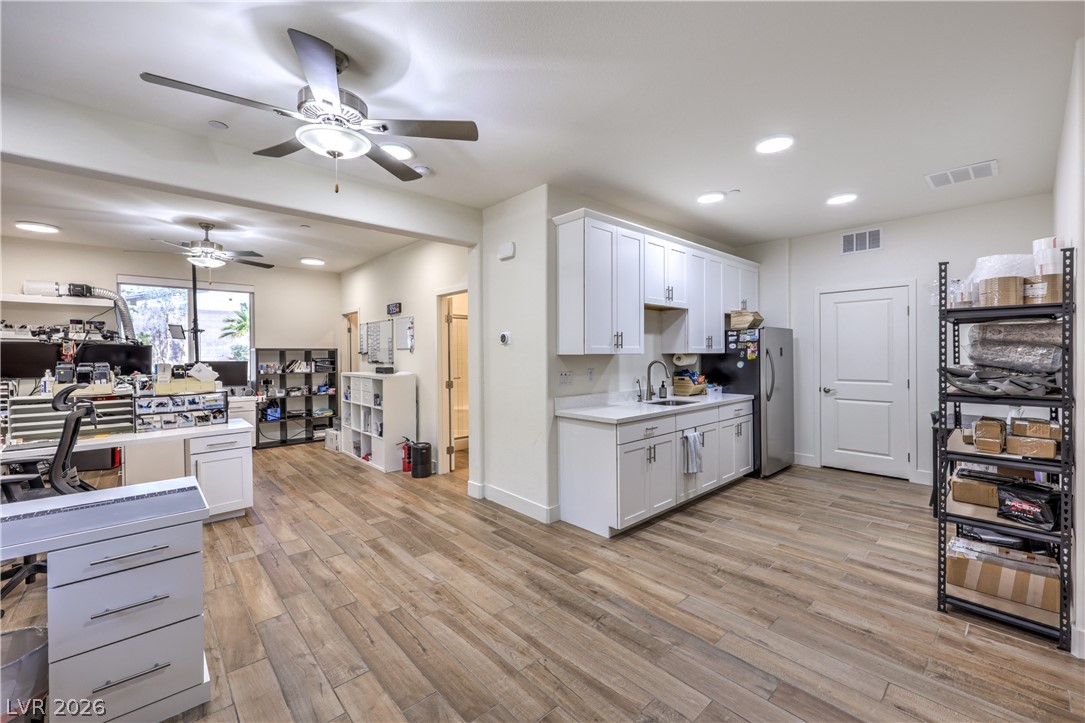 5401 Grapetree Street Las Vegas NV 89149
