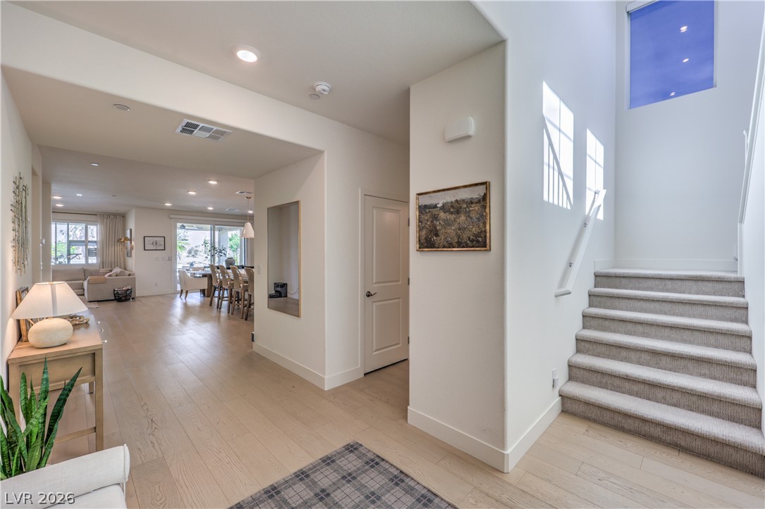 5401 Grapetree Street Las Vegas NV 89149