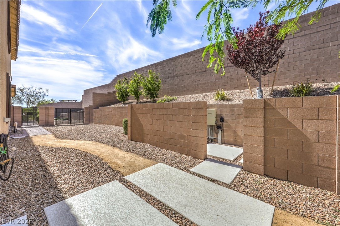 5401 Grapetree Street Las Vegas NV 89149
