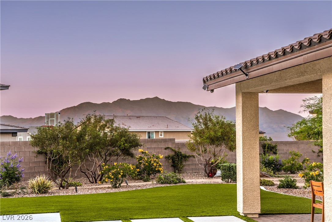 5401 Grapetree Street Las Vegas NV 89149