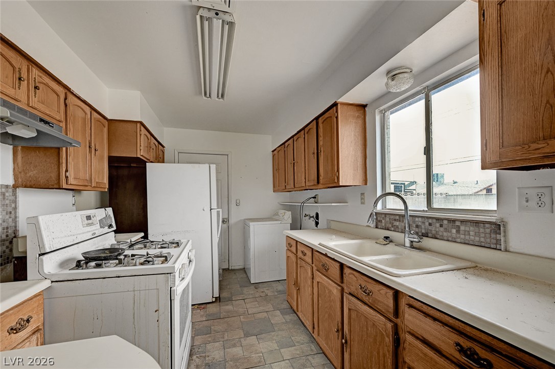 140 Kola Street Henderson NV 89015
