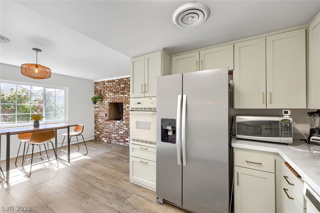 4424 Thompson Circle Las Vegas NV 89107