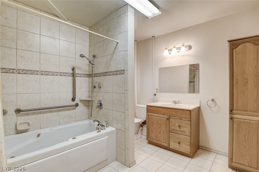 6882 Tiffollo Lane Las Vegas NV 89156