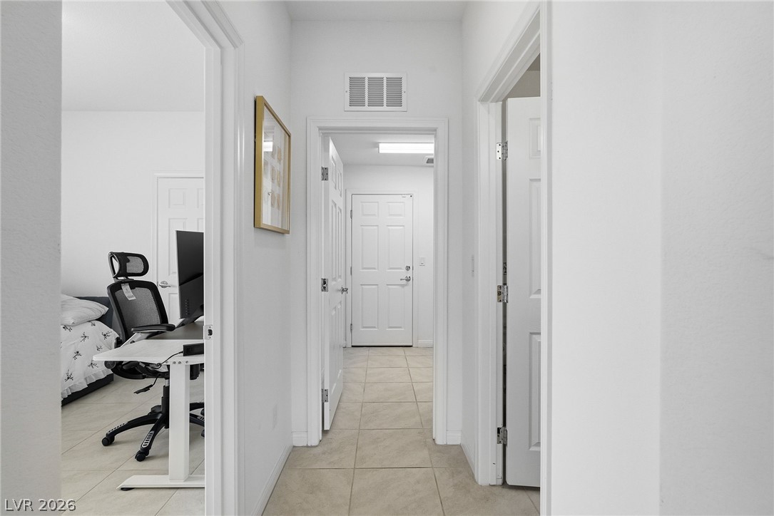 10048 Pipestone Street Las Vegas NV 89141