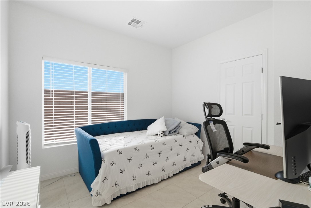10048 Pipestone Street Las Vegas NV 89141