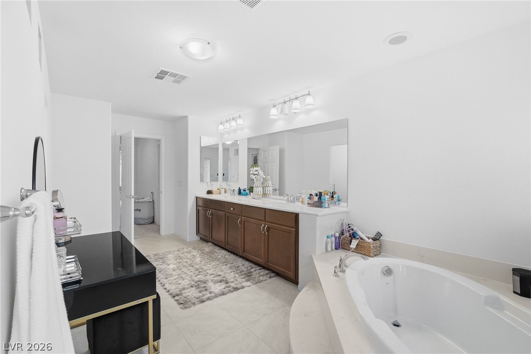 10048 Pipestone Street Las Vegas NV 89141