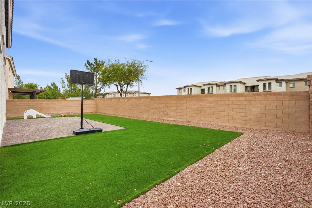 10048 Pipestone Street Las Vegas NV 89141