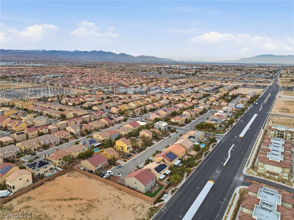 10048 Pipestone Street Las Vegas NV 89141