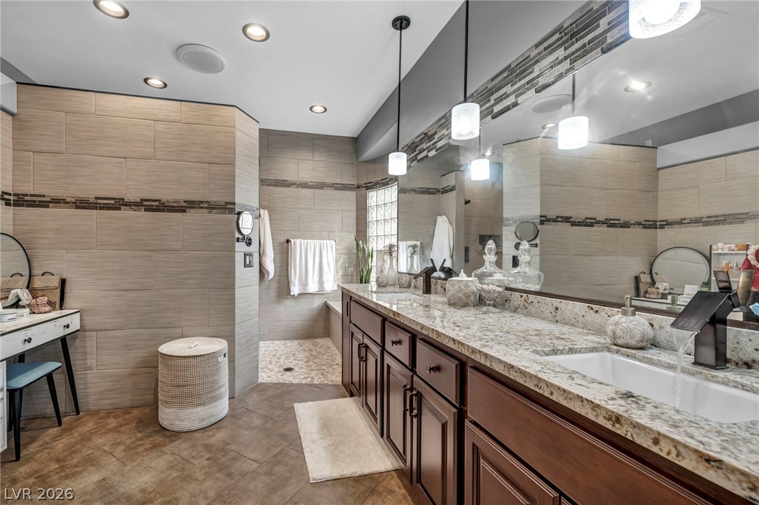 11205 Pentland Downs Street Las Vegas NV 89141