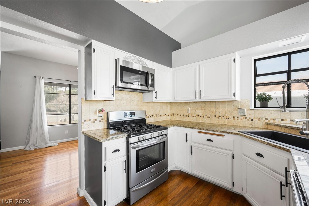 3709 Broxburn Street Las Vegas NV 89108