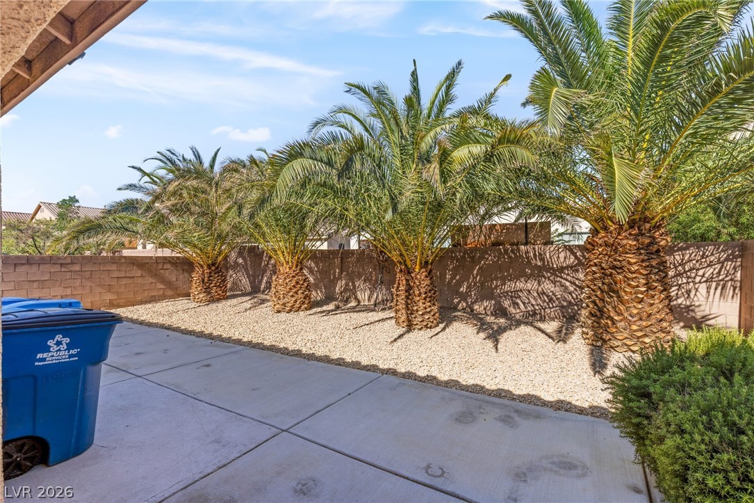 4043 Lilac Creek Court Las Vegas NV 89122