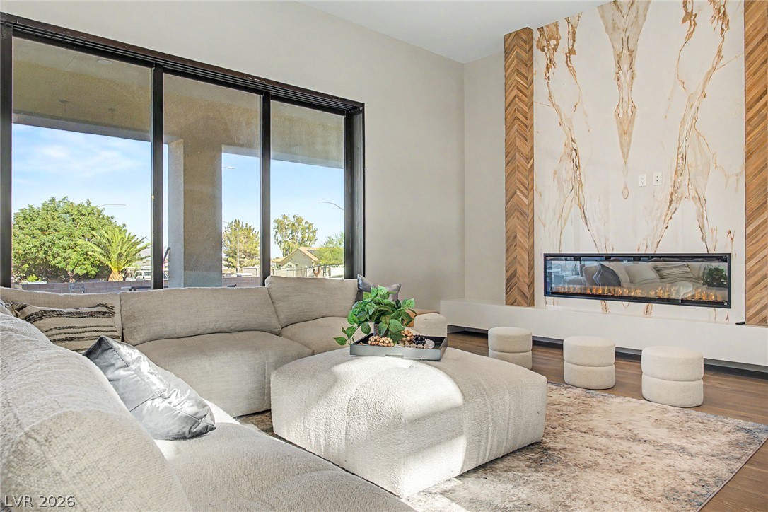 5624 North Dapple Gray Road Las Vegas NV 89149
