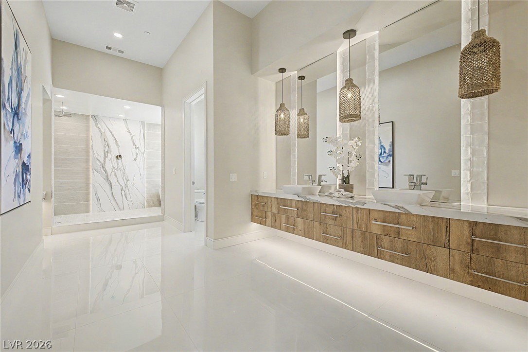 5624 North Dapple Gray Road Las Vegas NV 89149