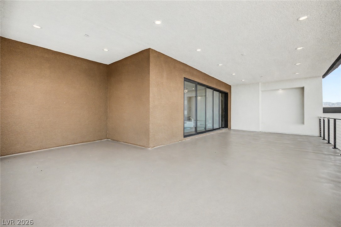 5624 North Dapple Gray Road Las Vegas NV 89149