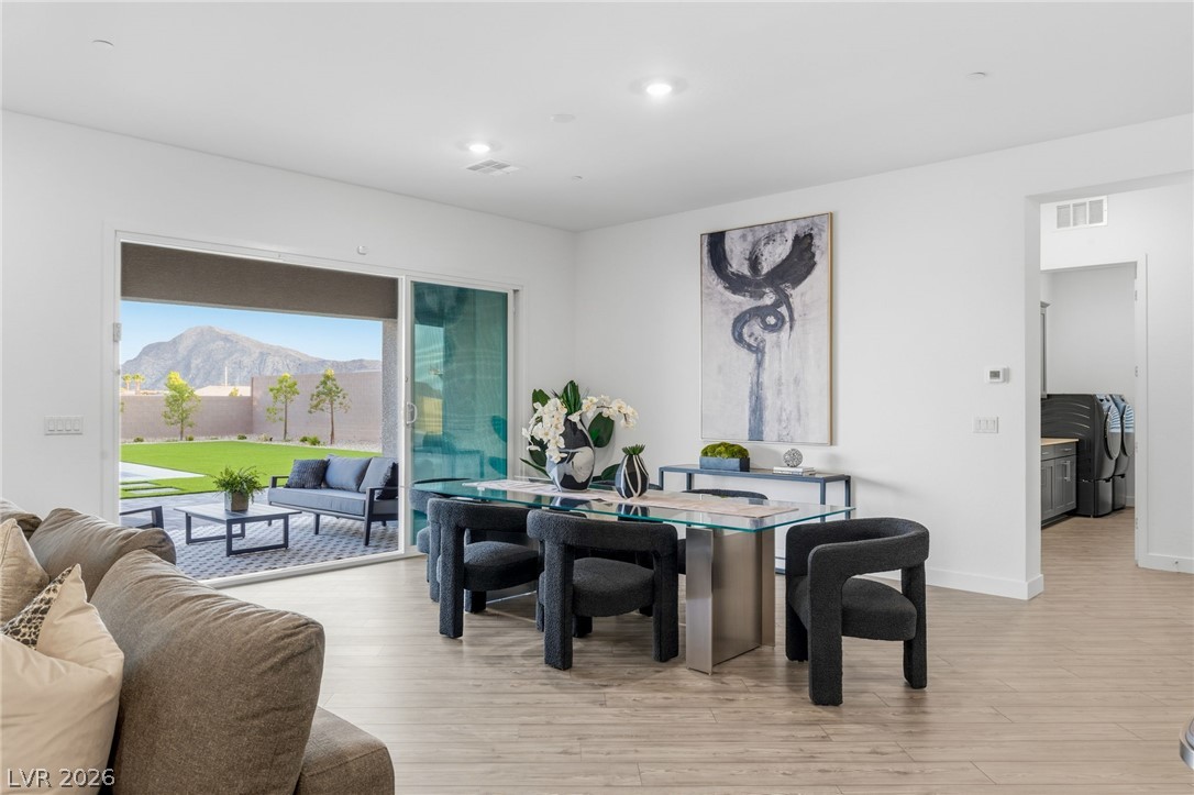 9527 New Discovery Avenue Las Vegas NV 89149