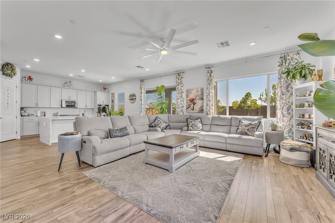 372 American Dipper Street Las Vegas NV 89138