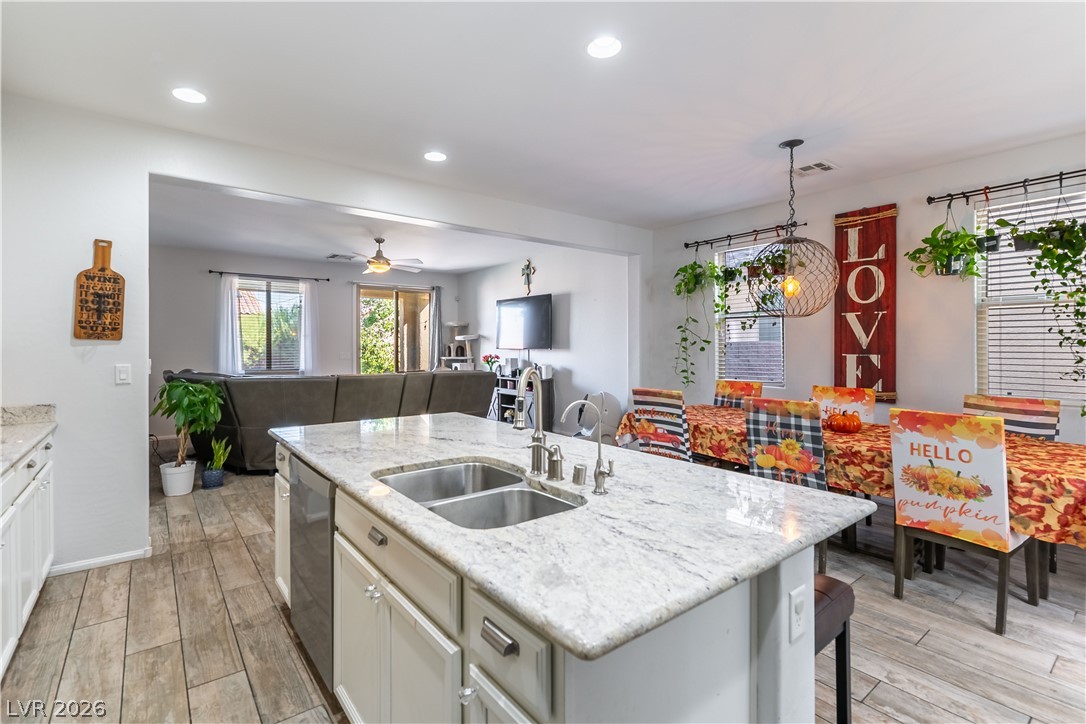 7556 Abby View Street Las Vegas NV 89166