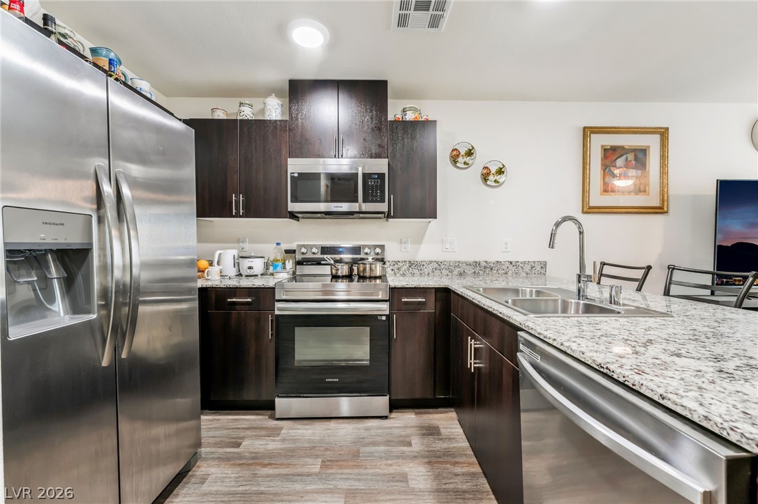 2961 Starwhite Street Las Vegas NV 89122