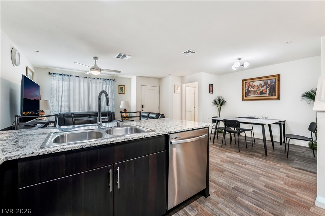 2961 Starwhite Street Las Vegas NV 89122