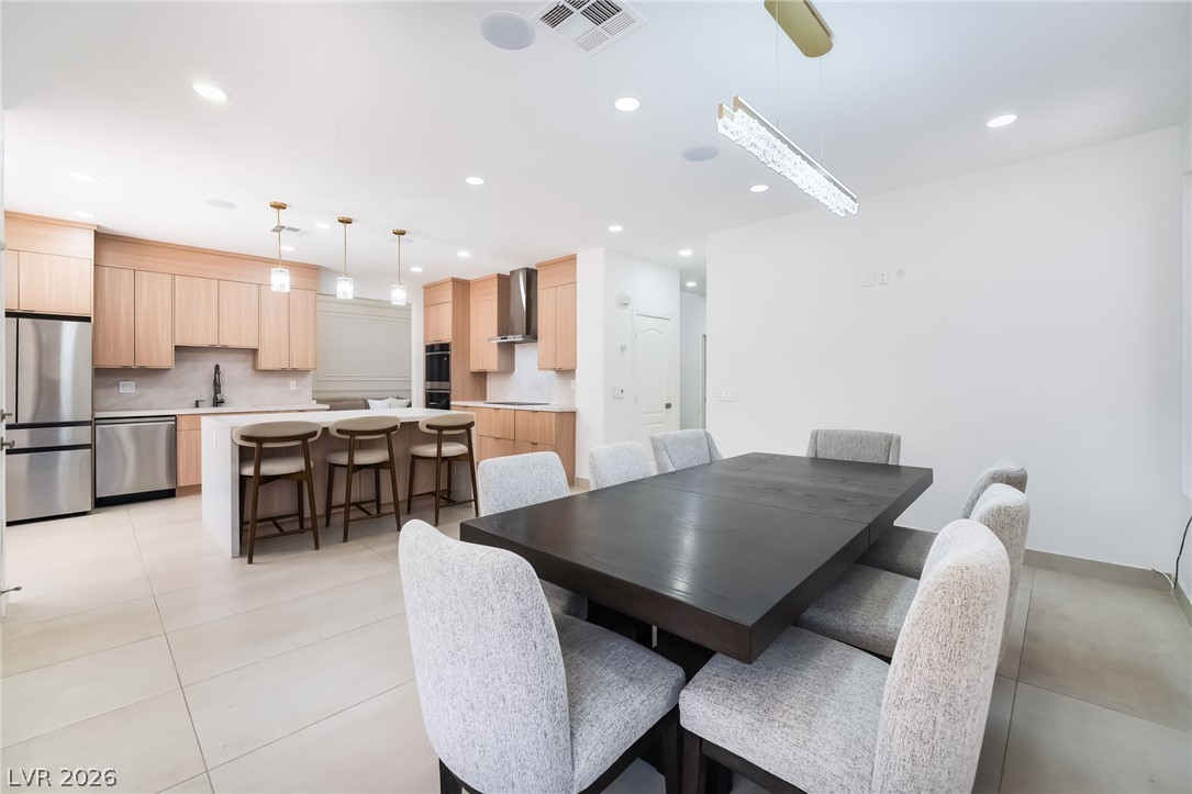 8253 Ruby Mountain Way Las Vegas NV 89128