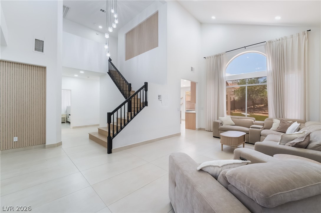 8253 Ruby Mountain Way Las Vegas NV 89128