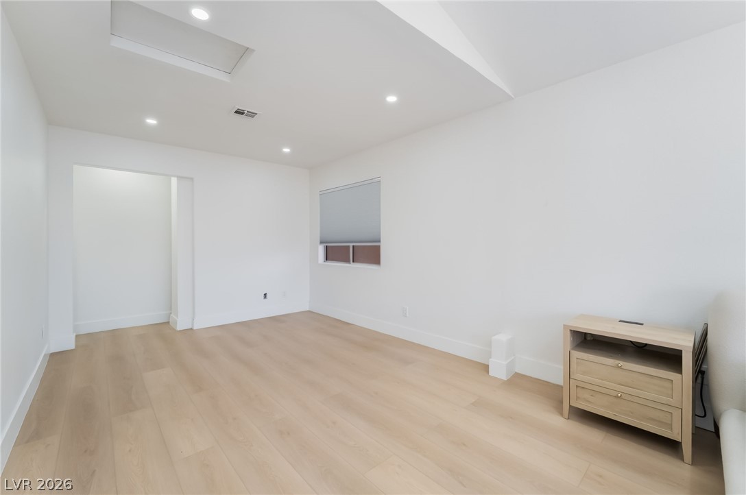 8253 Ruby Mountain Way Las Vegas NV 89128