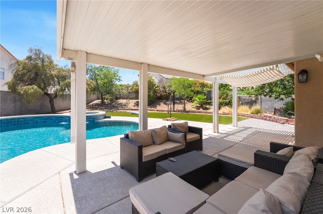 8253 Ruby Mountain Way Las Vegas NV 89128
