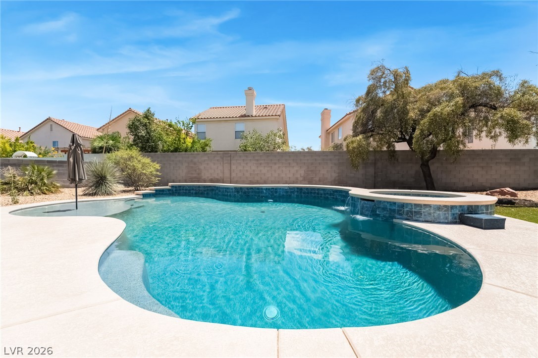 8253 Ruby Mountain Way Las Vegas NV 89128