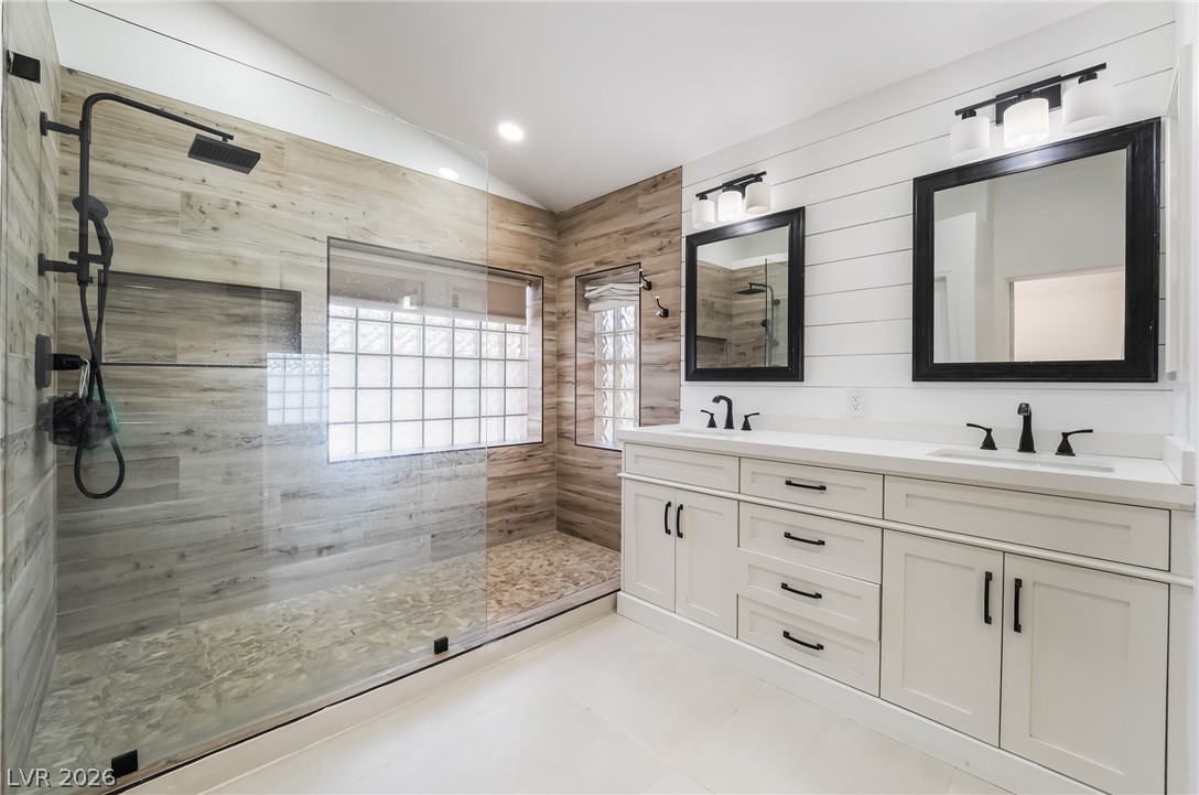 8253 Ruby Mountain Way Las Vegas NV 89128