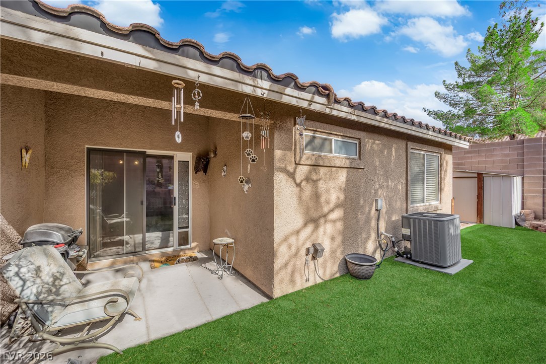 377 Rosado Springs Street Henderson NV 89014