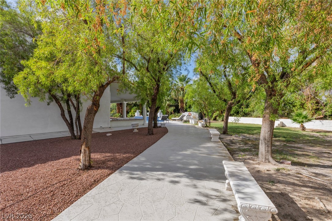 1533 Westwood Drive Las Vegas NV 89102