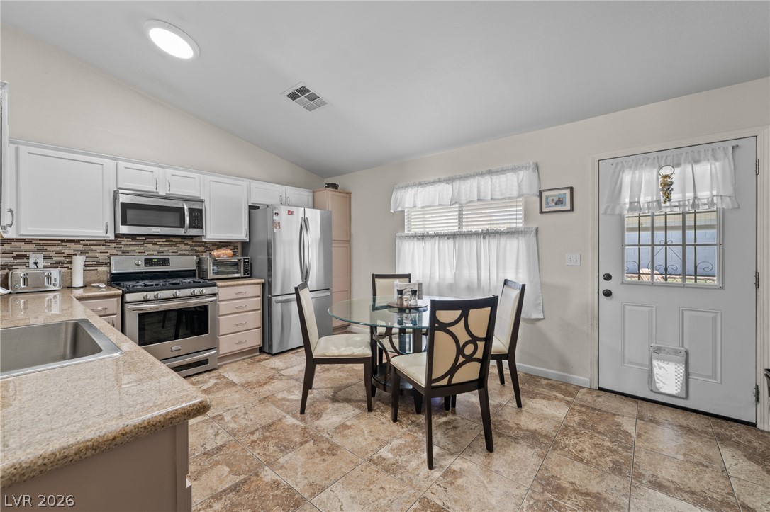 823 Hunters Ridge Way North Las Vegas NV 89032