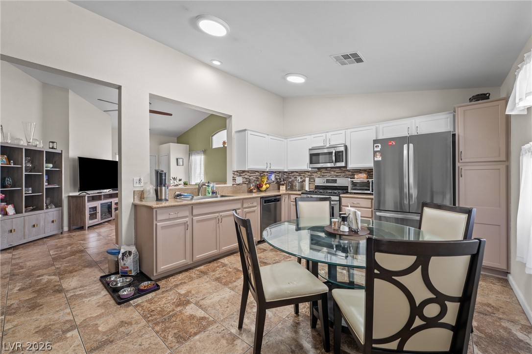 823 Hunters Ridge Way North Las Vegas NV 89032