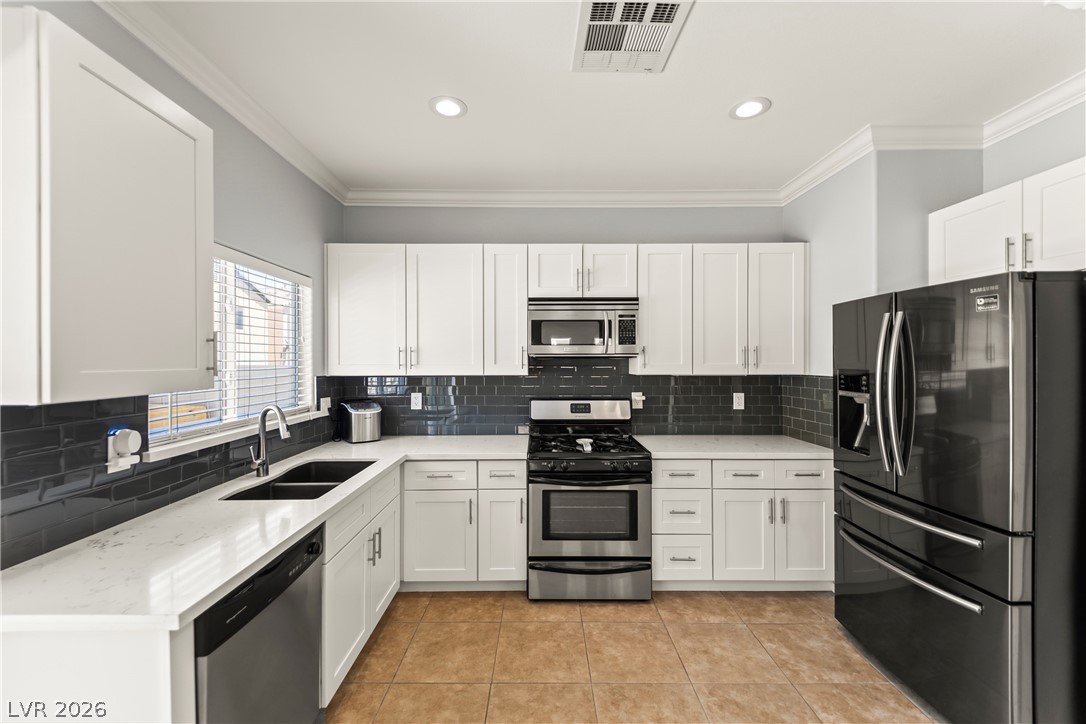 6156 Pacific Dogwood Avenue Las Vegas NV 89139
