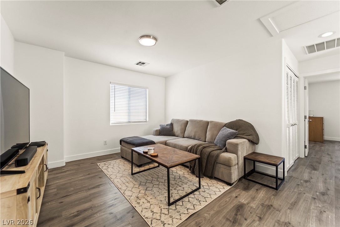 6156 Pacific Dogwood Avenue Las Vegas NV 89139