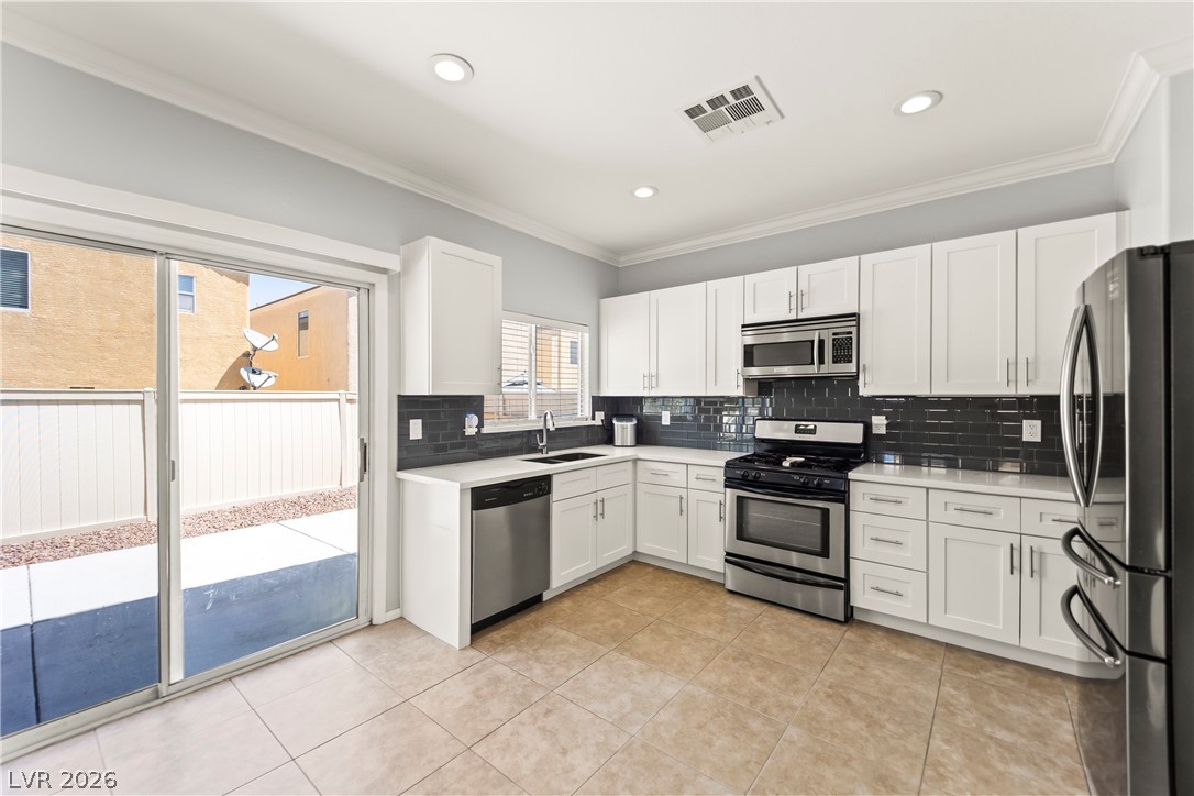 6156 Pacific Dogwood Avenue Las Vegas NV 89139