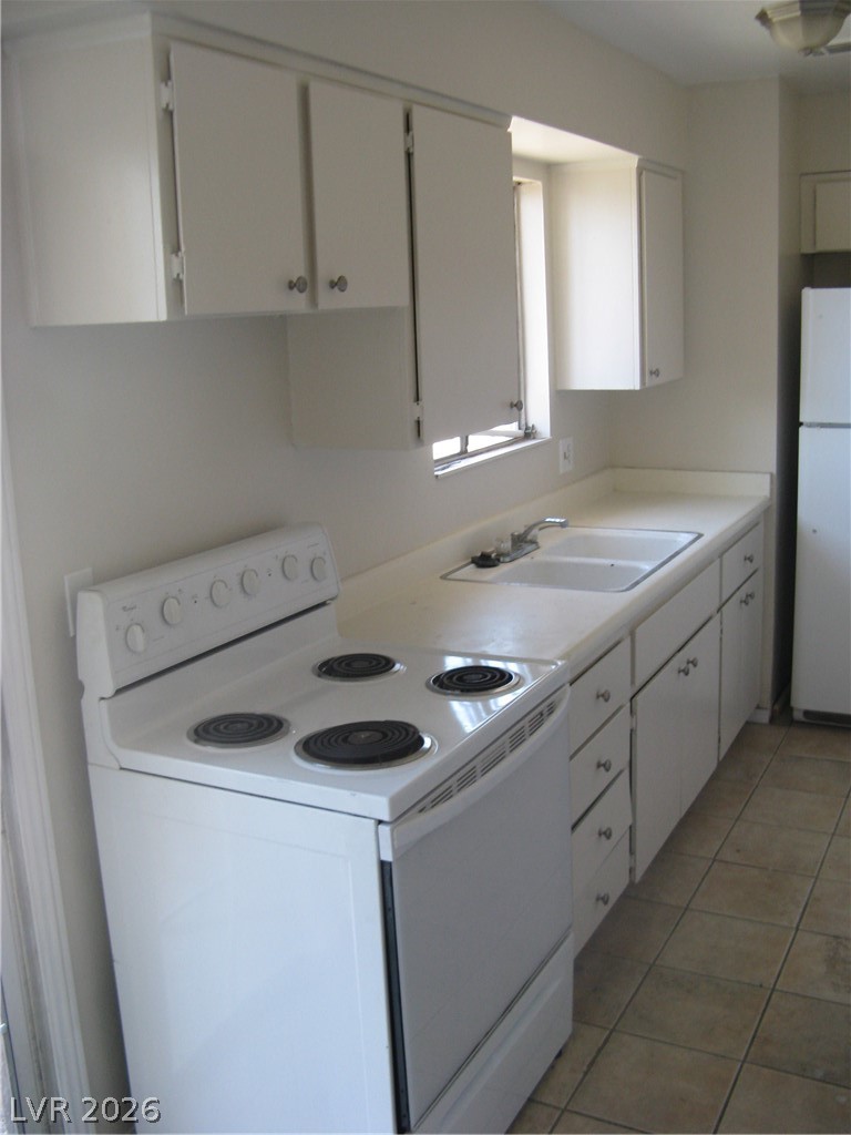 5052 Mountain Vista Street Las Vegas NV 89120