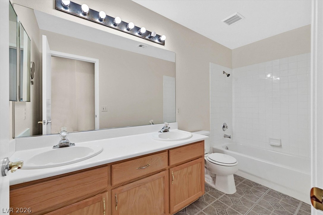 9790 Silver Dew Street Las Vegas NV 89183