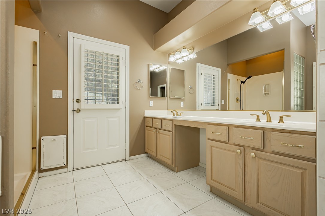 5104 Desert Lily Lane Las Vegas NV 89130