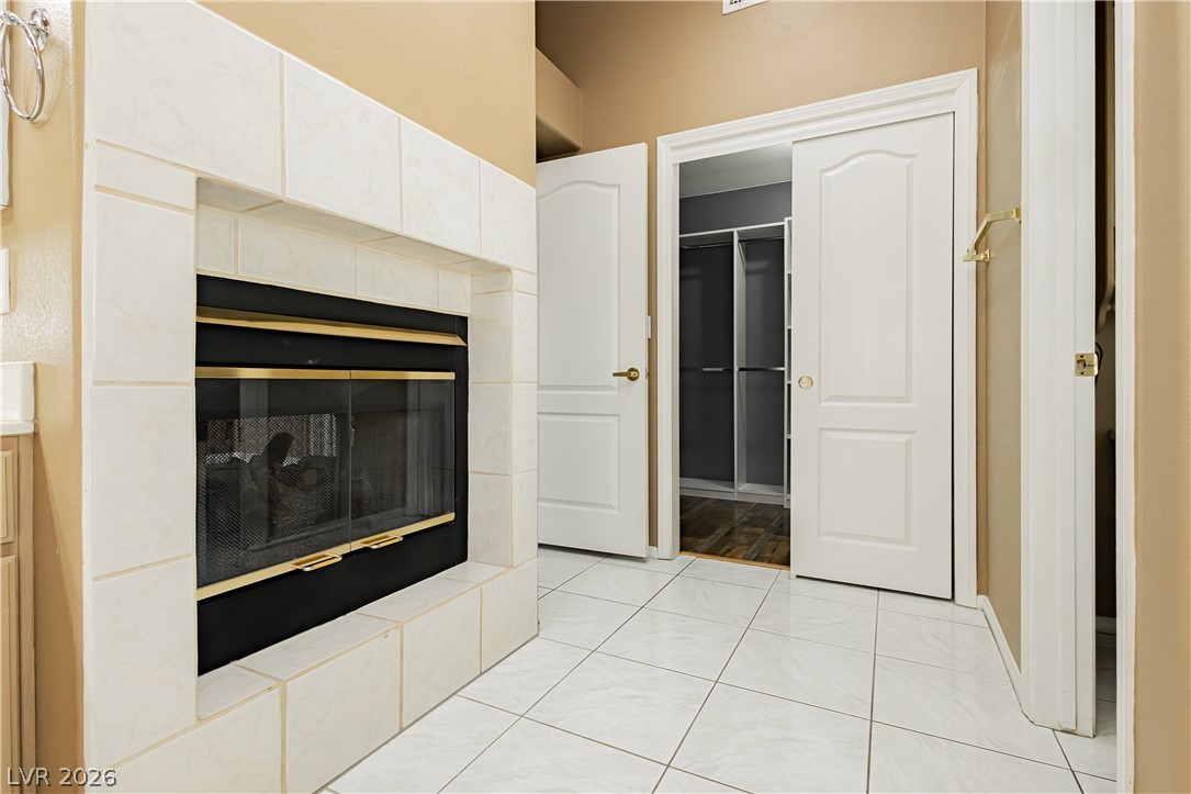 5104 Desert Lily Lane Las Vegas NV 89130