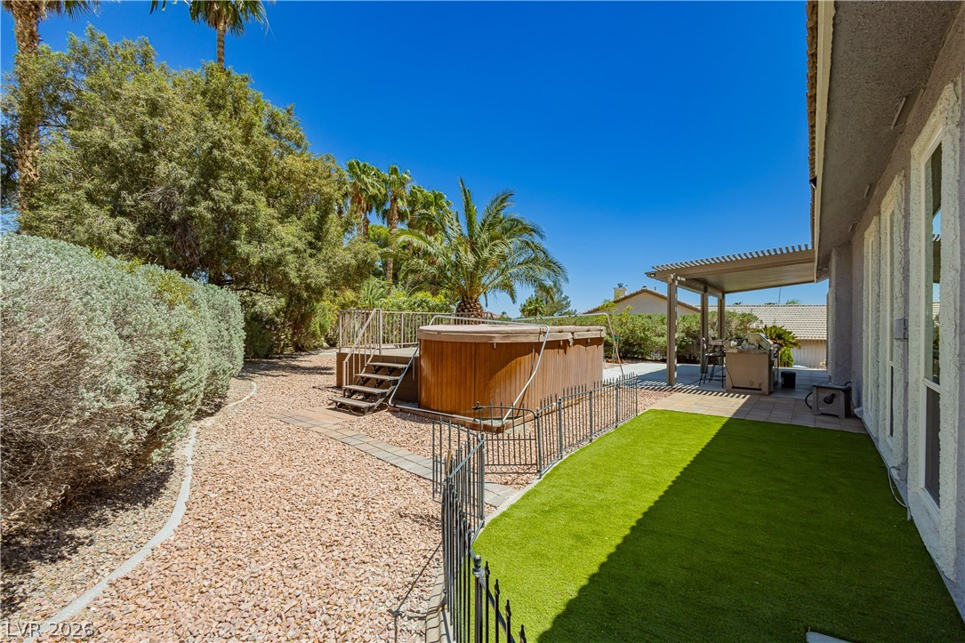5104 Desert Lily Lane Las Vegas NV 89130