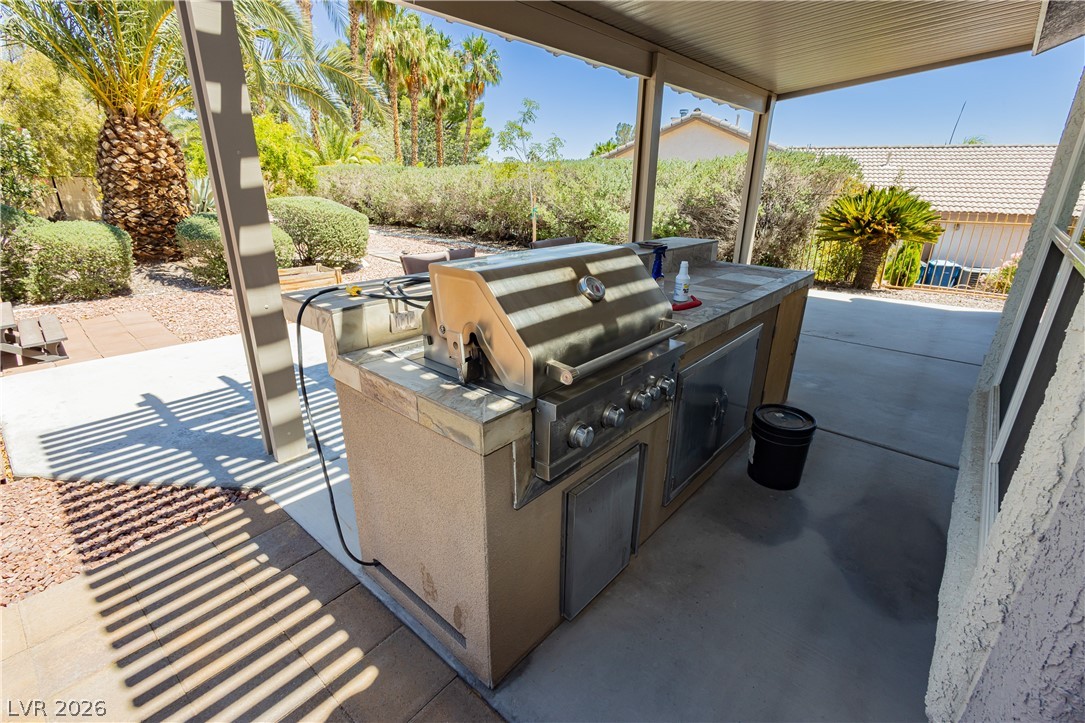 5104 Desert Lily Lane Las Vegas NV 89130
