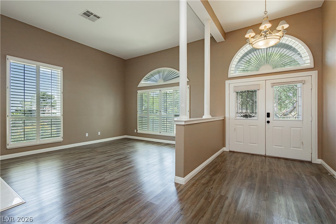 5104 Desert Lily Lane Las Vegas NV 89130