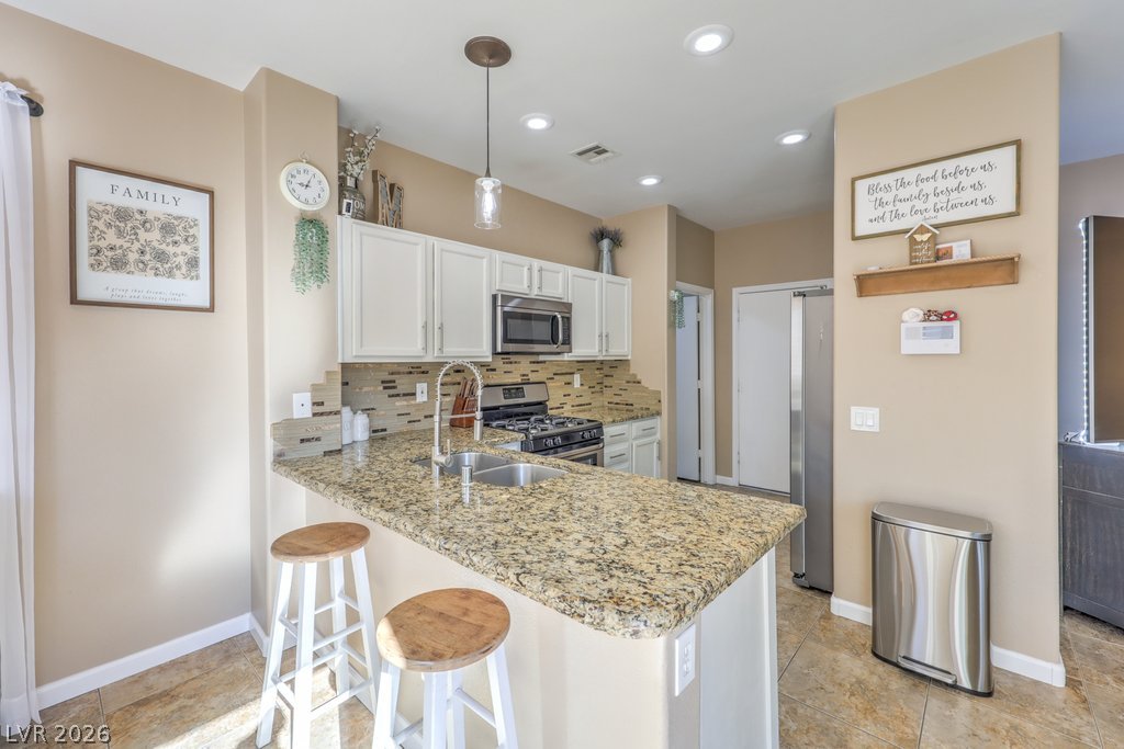 7137 River Meadows Avenue Las Vegas NV 89131