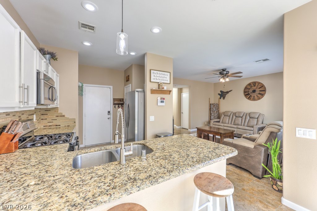 7137 River Meadows Avenue Las Vegas NV 89131